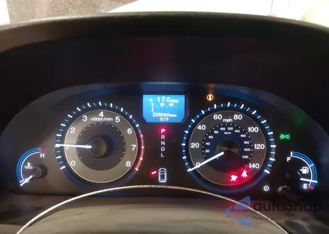 2011 Honda Odyssey Touring/Touring Elite from USA, damaged, VIN 5FNRL5H98BB084832